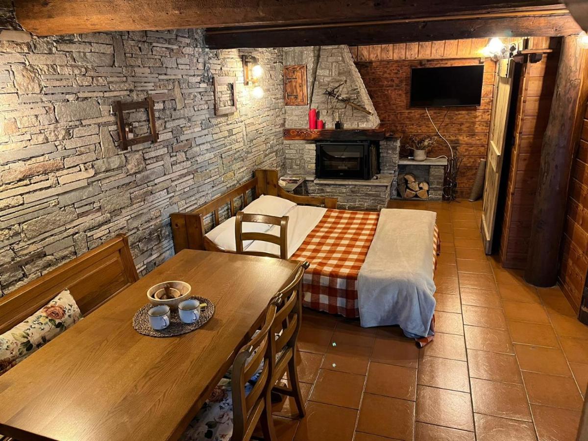 Monolocale Rustico Di Montagna Apartment Antey-Saint-Andre Exterior photo