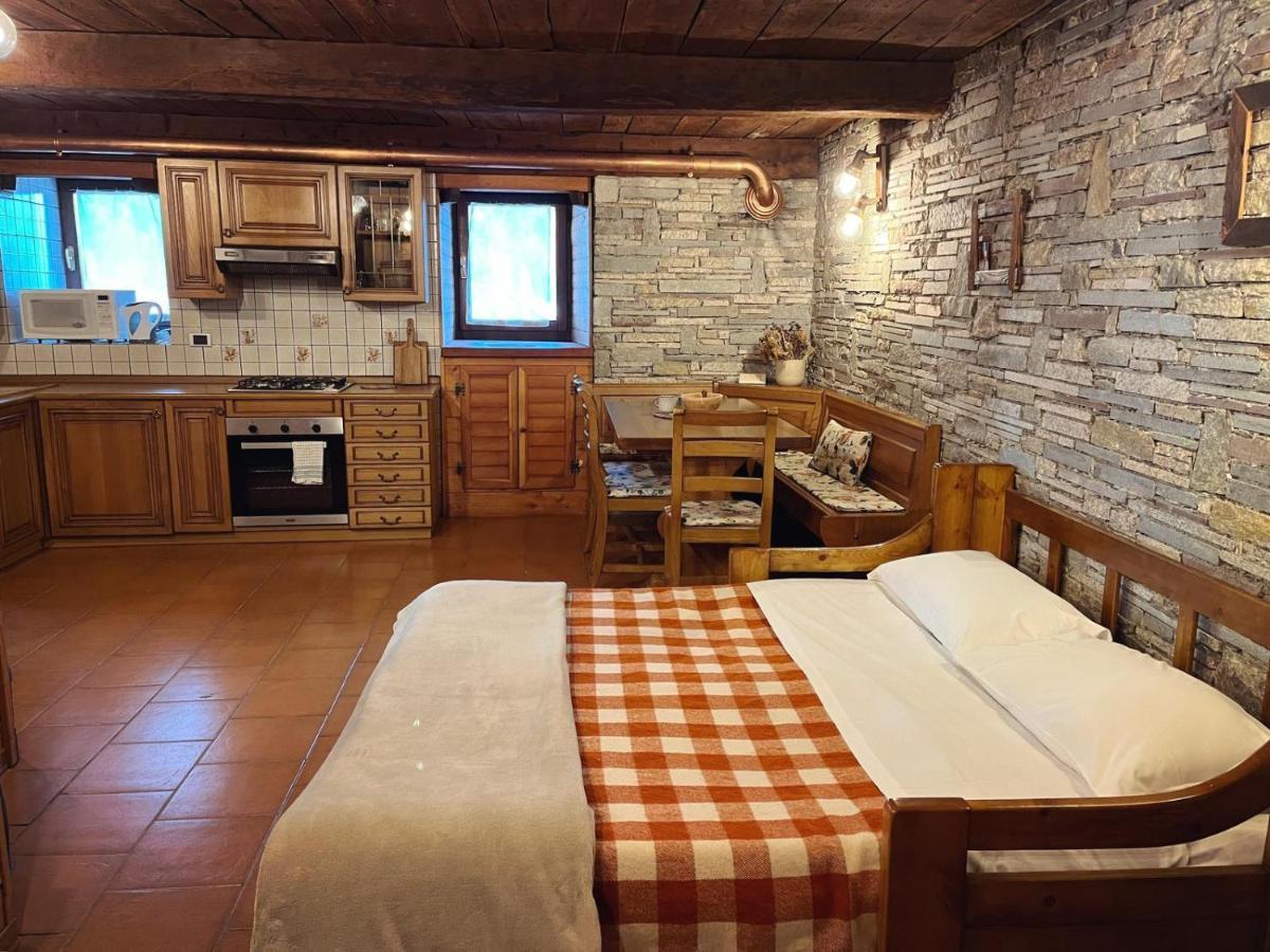 Monolocale Rustico Di Montagna Apartment Antey-Saint-Andre Exterior photo